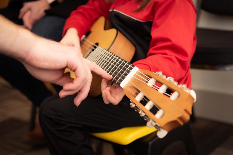 Music instructor invoicing software with Invoiv