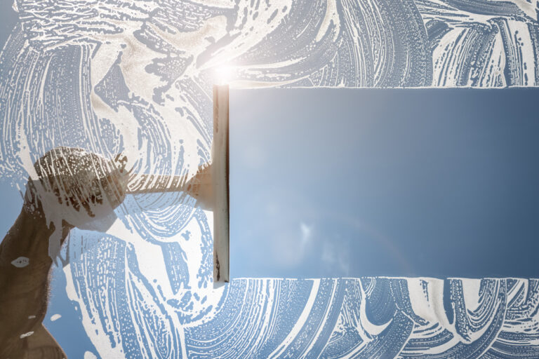 Window cleaner invoicing software with Invoiv